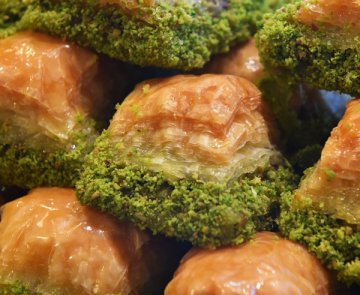 Bahadırlıoğlu Baklava Börek Marmaris’in Gerçek Baklava Ustası